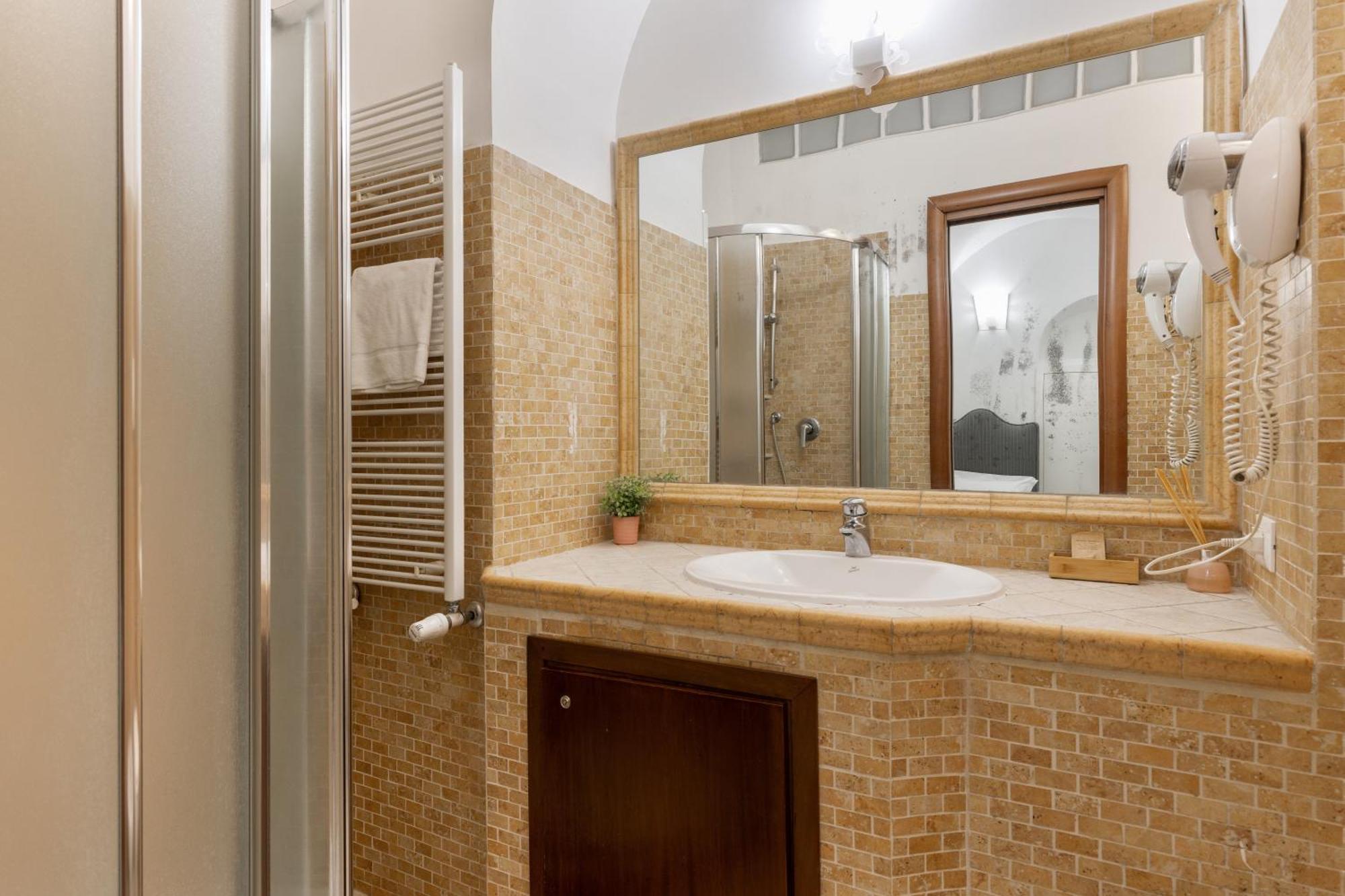 Domus 15 -